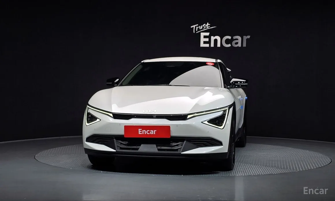 Фото 3 - Kia EV6