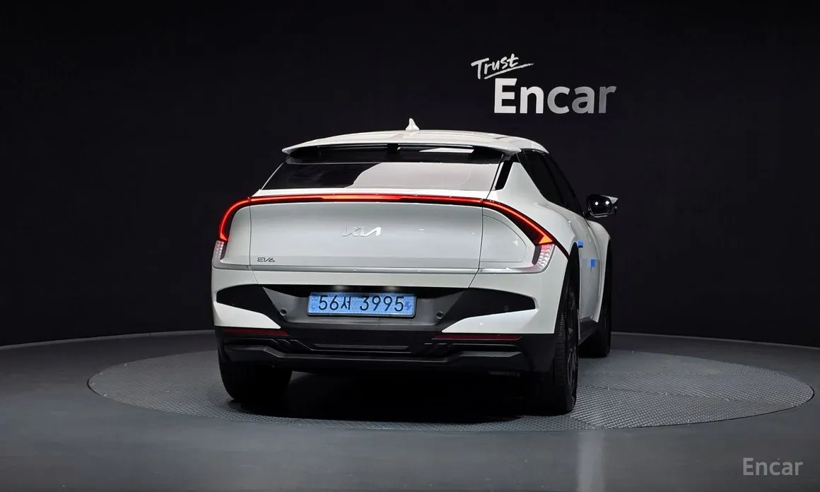 Фото 4 - Kia EV6