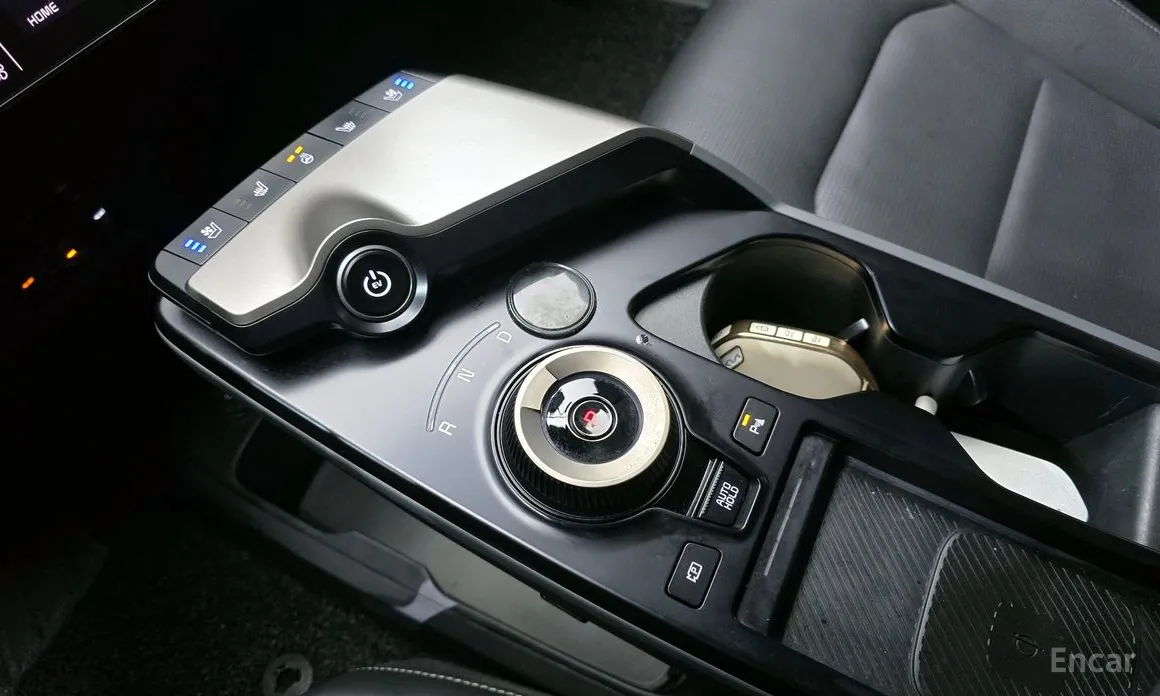 Фото 9 - Kia EV6