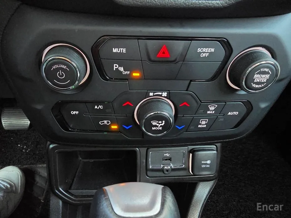 Фото 10 - Jeep Renegade