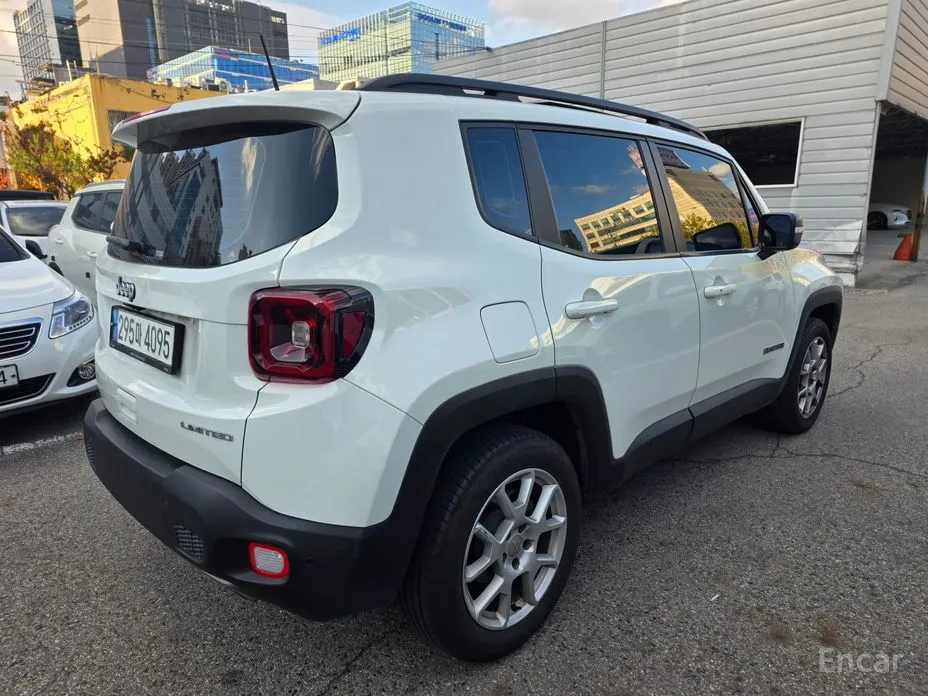 Фото 5 - Jeep Renegade