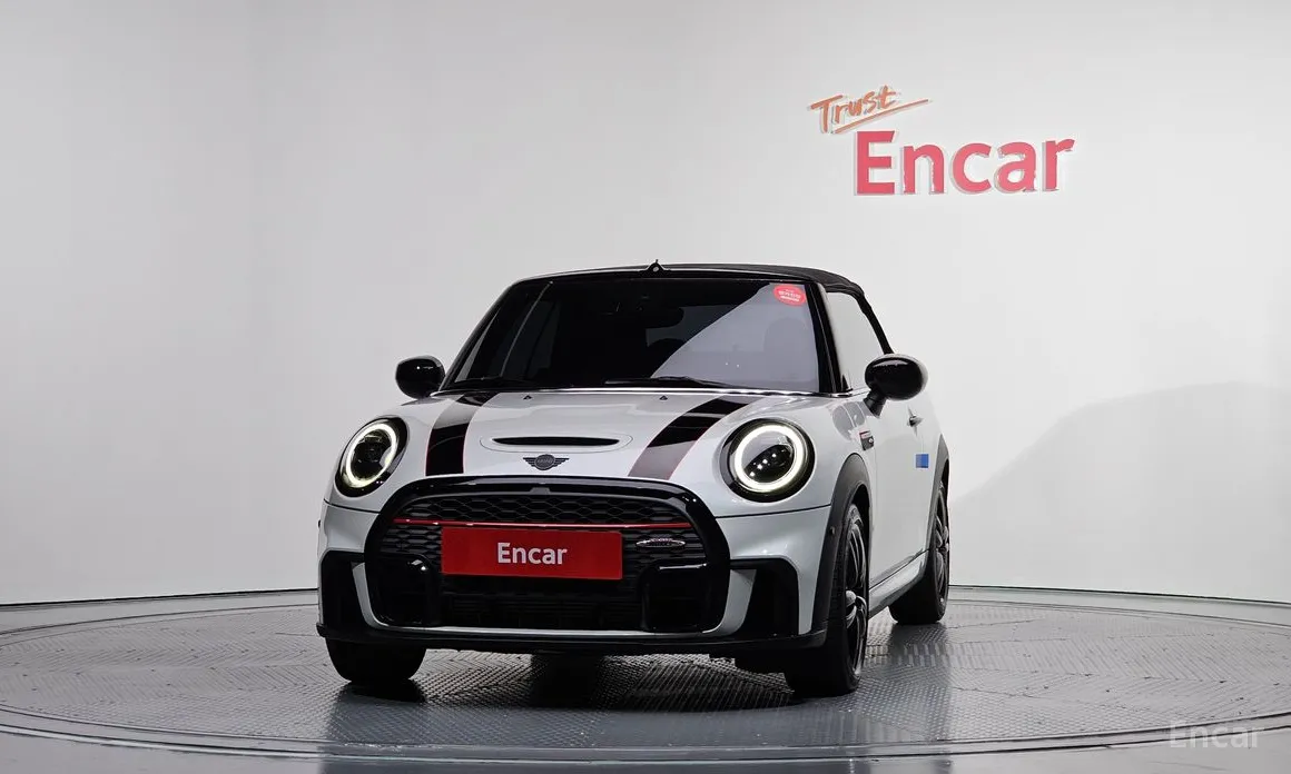 Фото 3 - Mini Cooper Convertible