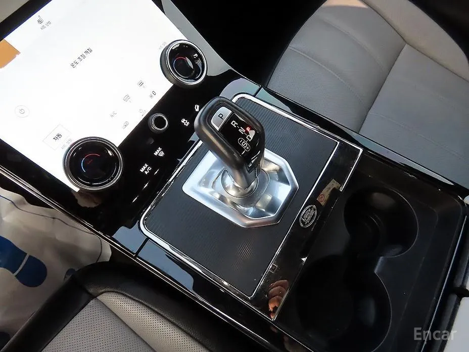 Фото 9 - Land Rover Range Rover Evoque