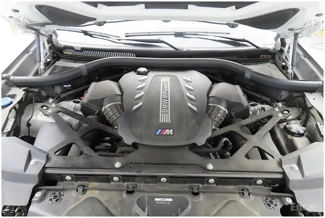 Фото 14 - BMW X6 M