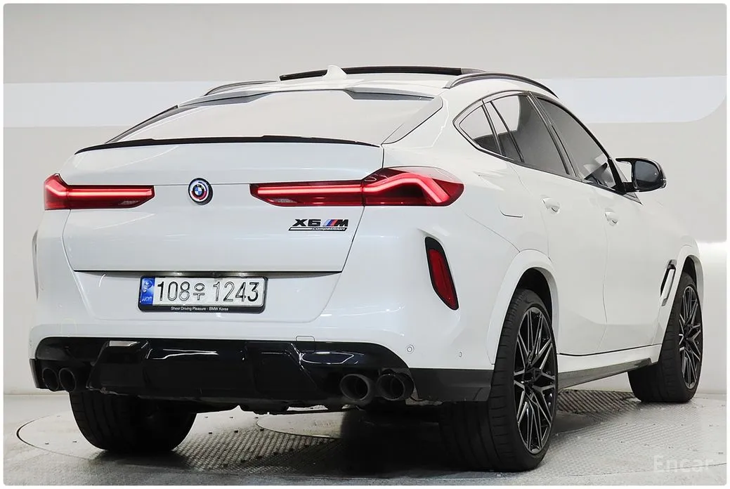 Фото 4 - BMW X6 M
