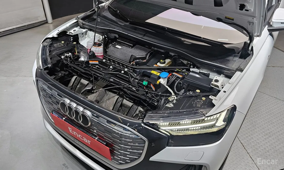 Фото 6 - Audi Q4 e-tron