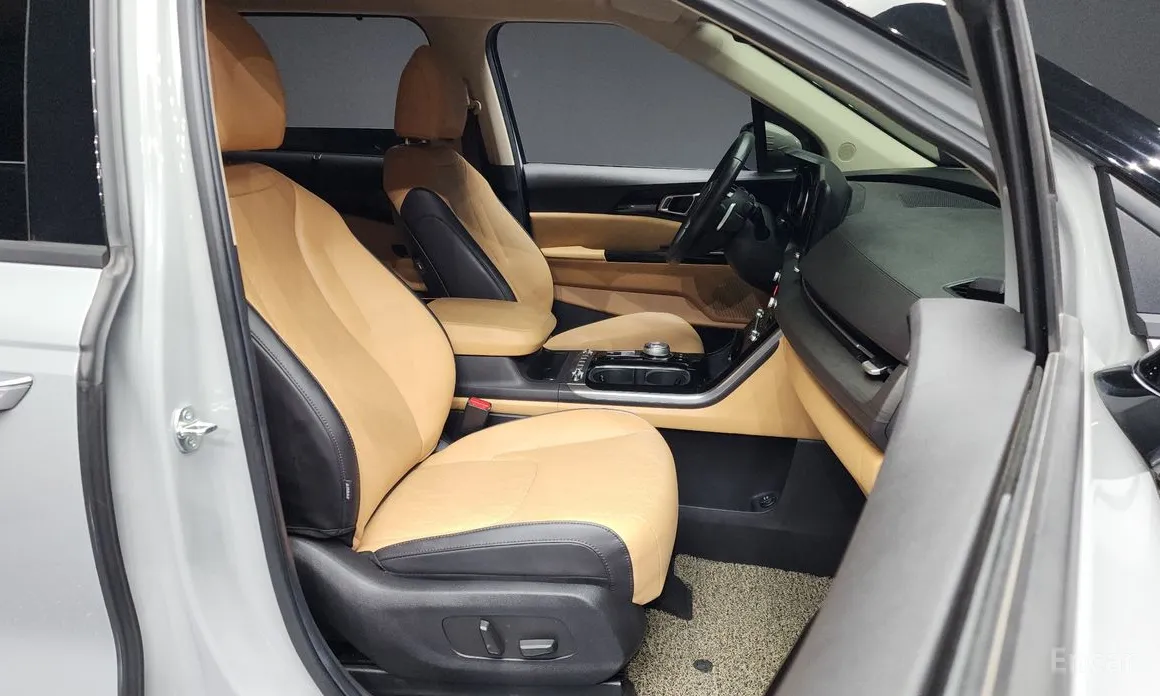 Фото 11 - Kia Carnival