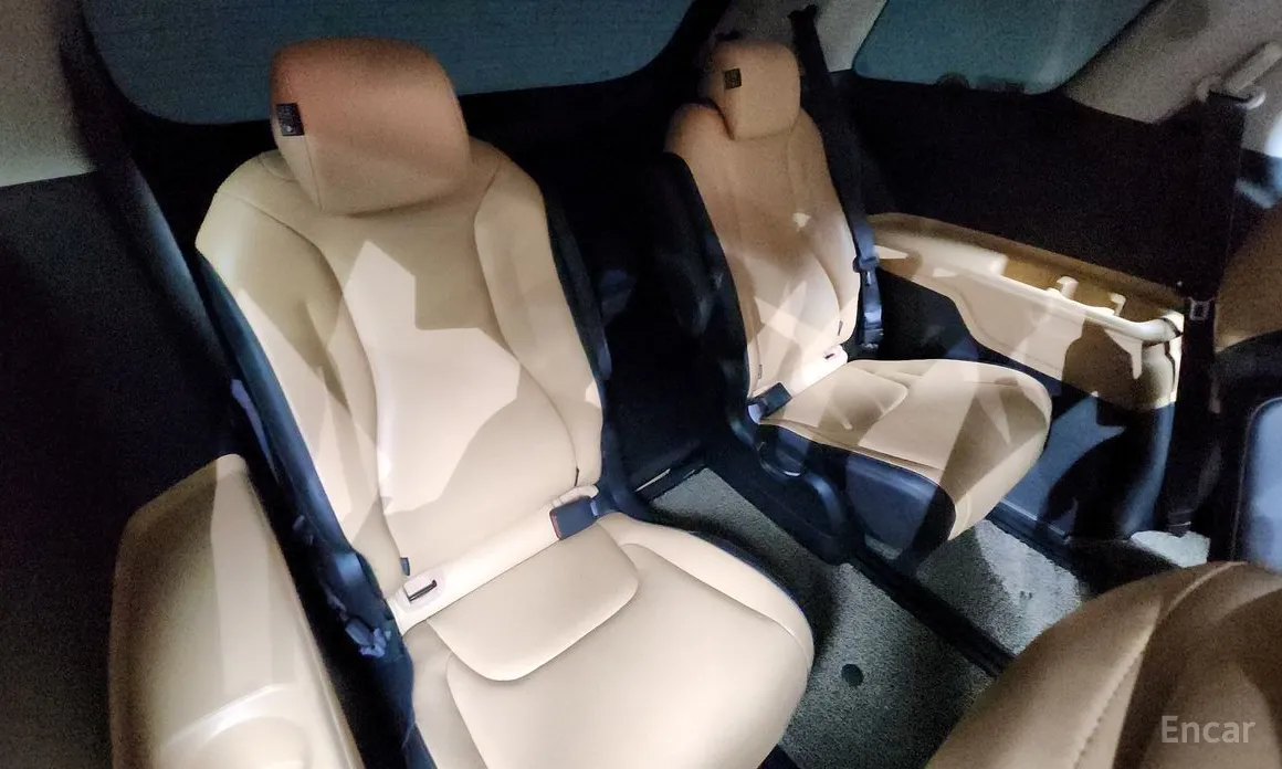 Фото 19 - Kia Carnival