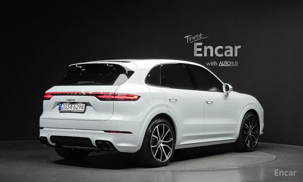 Фото 2 - Porsche Cayenne