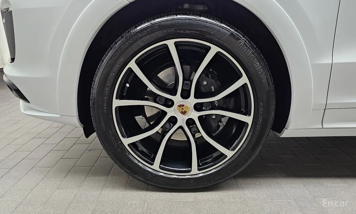 Фото 5 - Porsche Cayenne
