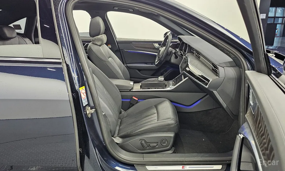 Фото 10 - Audi A6