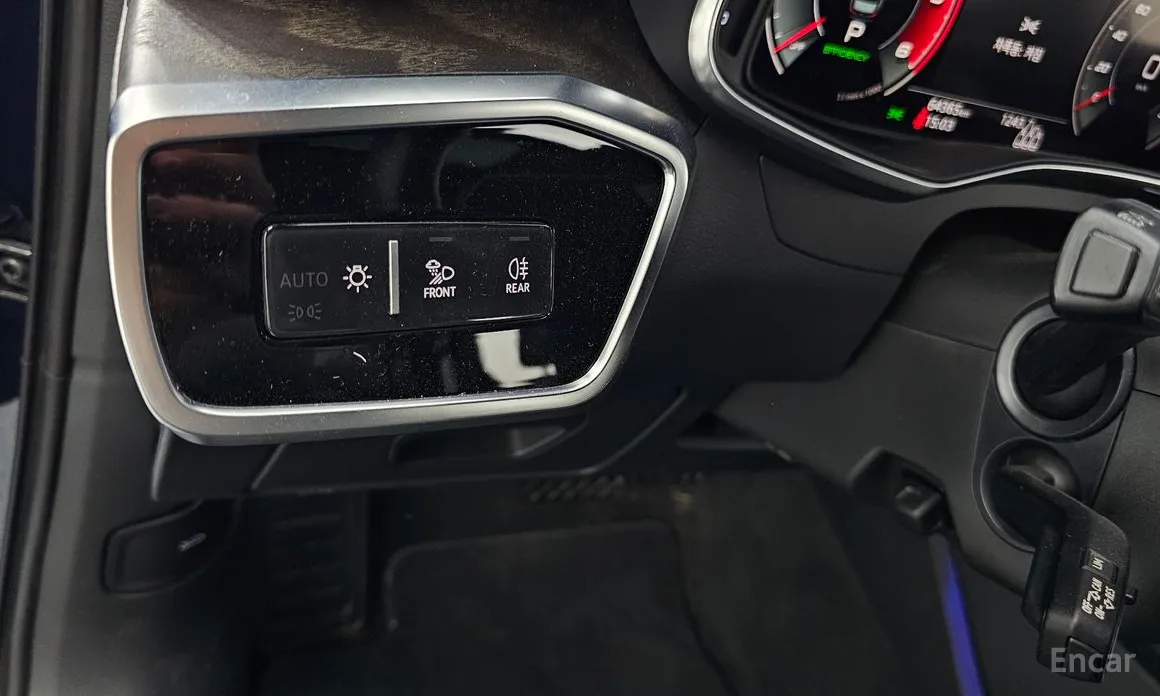 Фото 16 - Audi A6