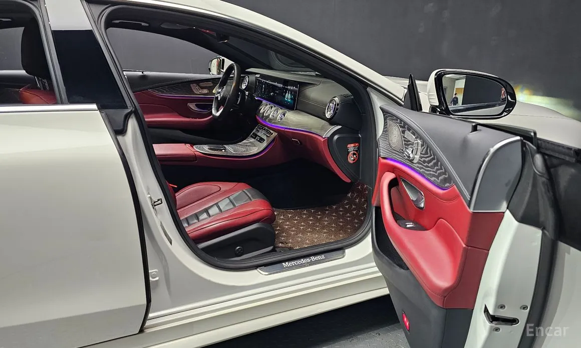 Фото 11 - Mercedes-Benz CLS-Class