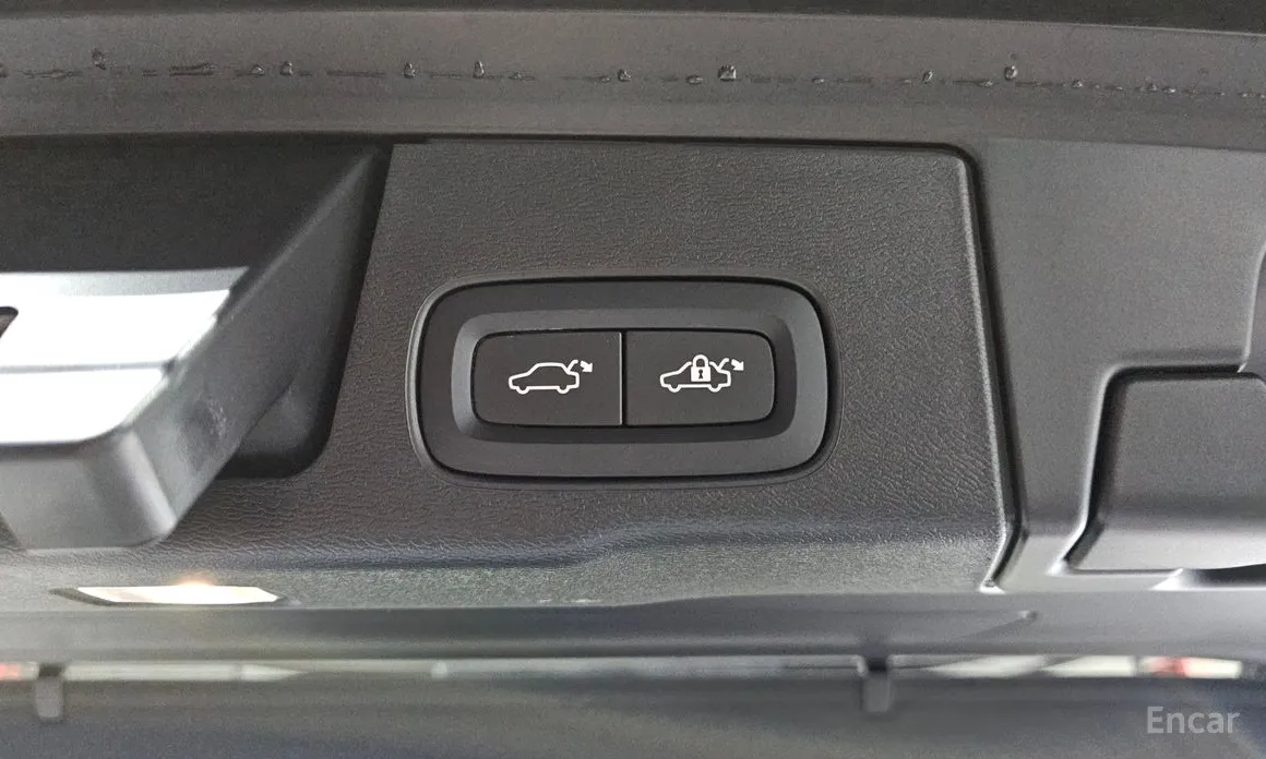 Фото 20 - Volvo XC60