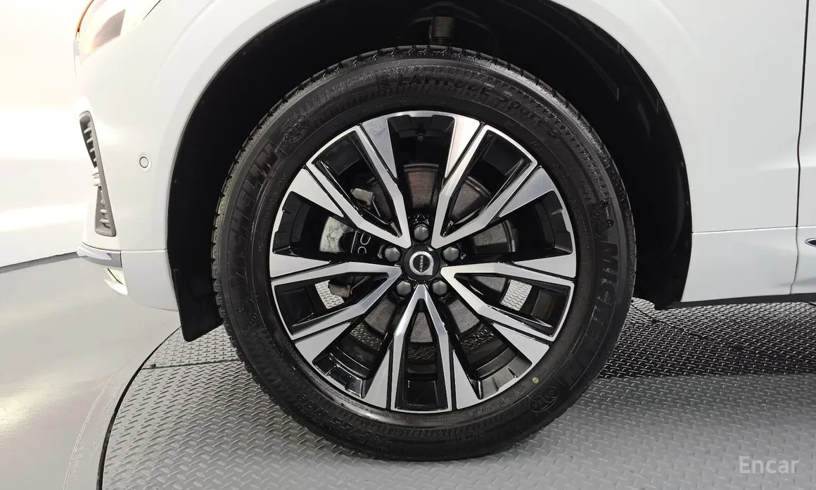 Фото 5 - Volvo XC60