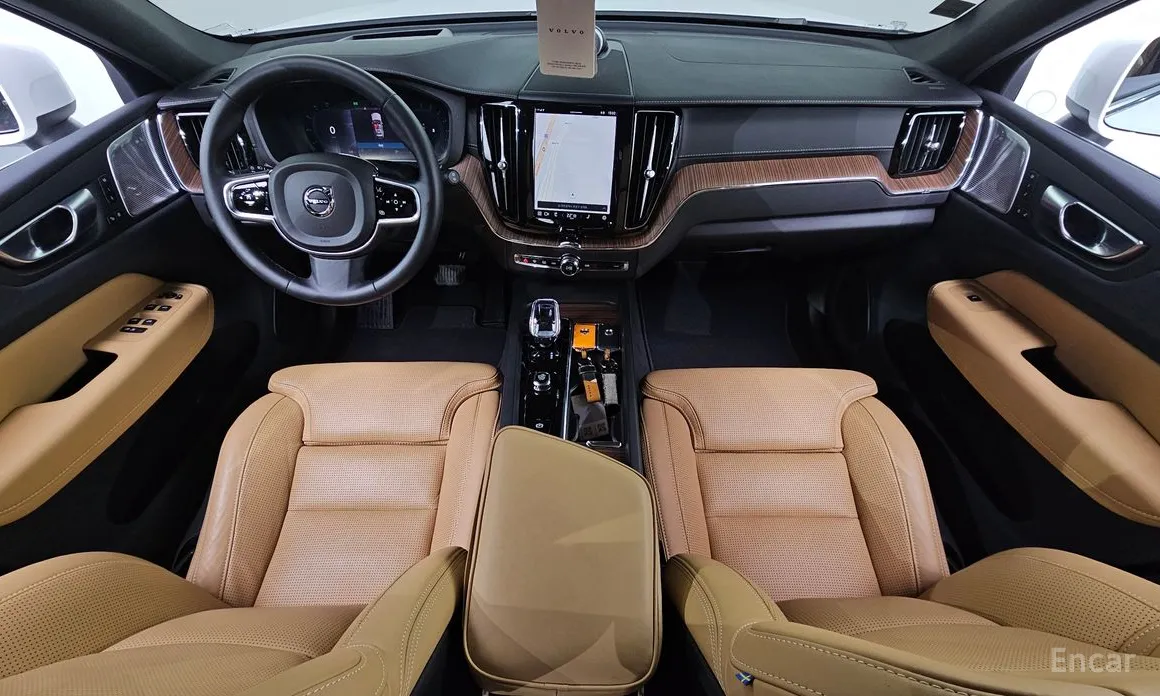 Фото 7 - Volvo XC60