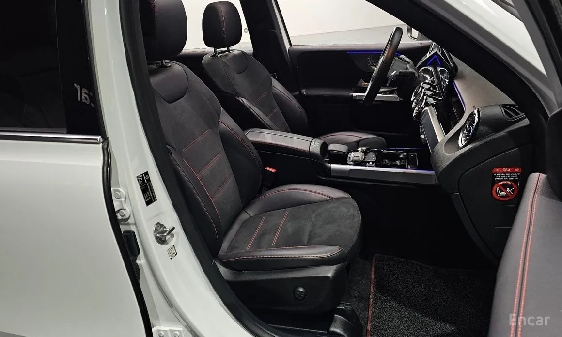 Mercedes-Benz GLB-Class 2020 GLB250 4MATIC
