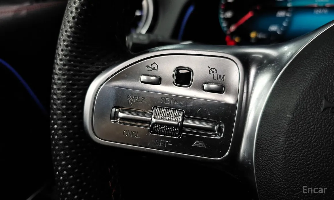 Mercedes-Benz GLB-Class 2020 GLB250 4MATIC