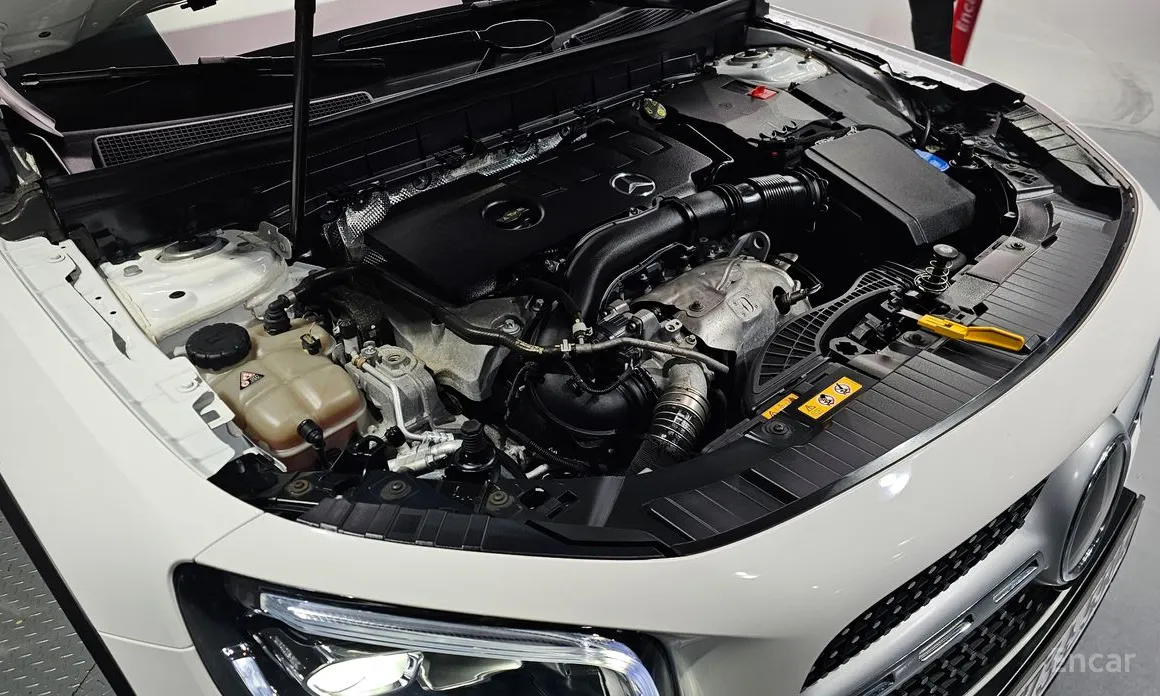 Mercedes-Benz GLB-Class 2020 GLB250 4MATIC
