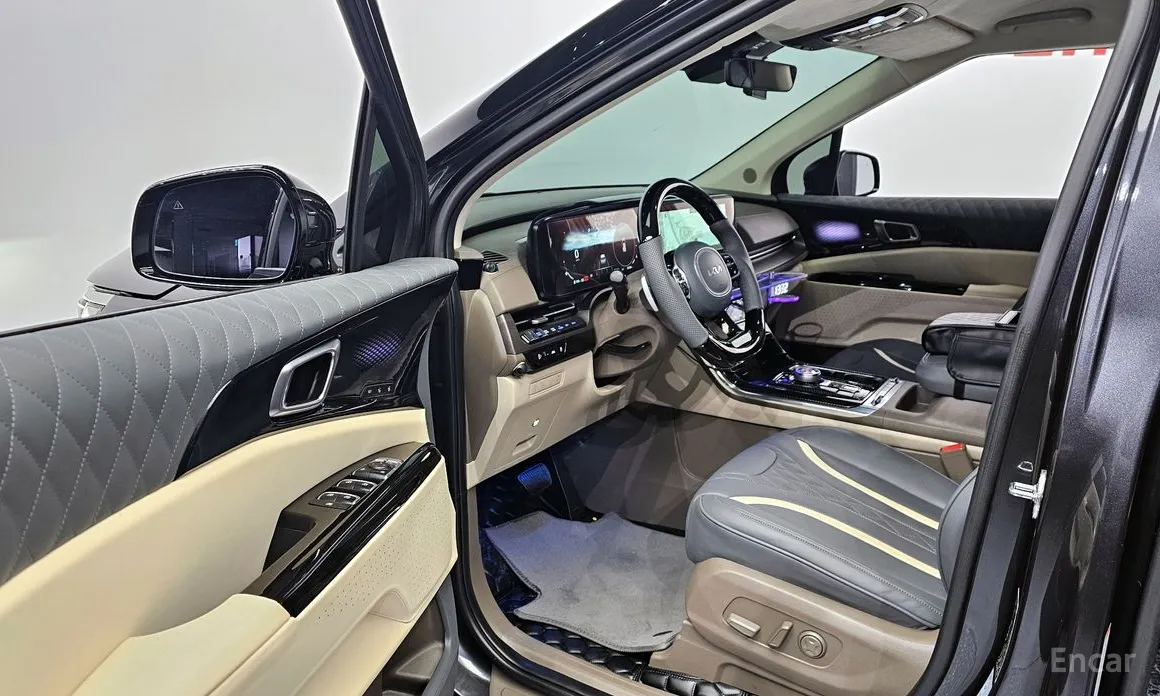 Фото 11 - Kia Carnival