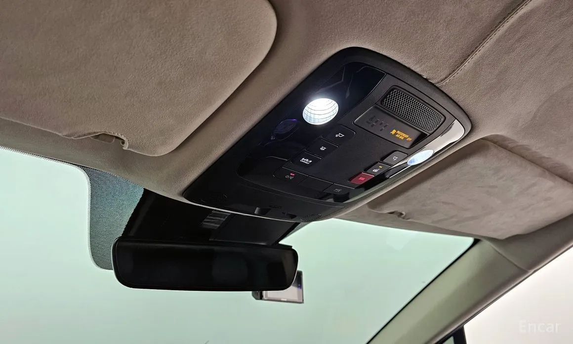 Фото 16 - Kia Carnival