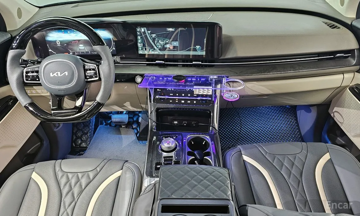 Фото 7 - Kia Carnival