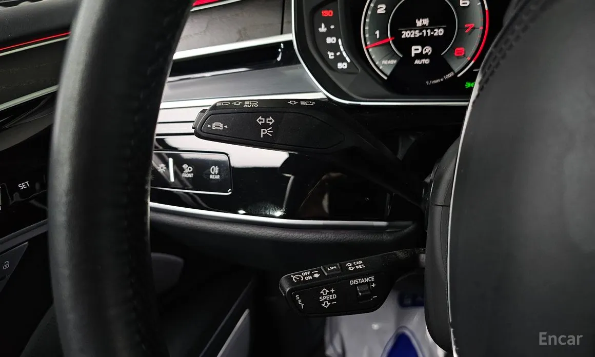 Фото 13 - Audi A8