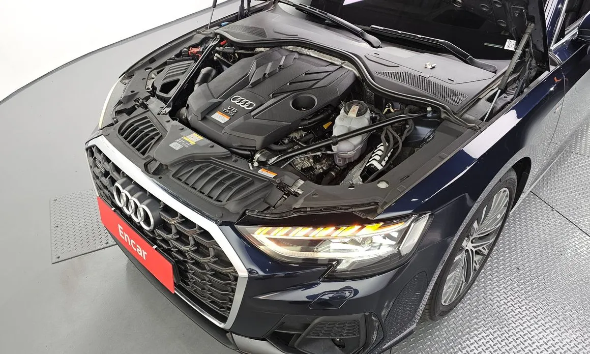 Фото 6 - Audi A8