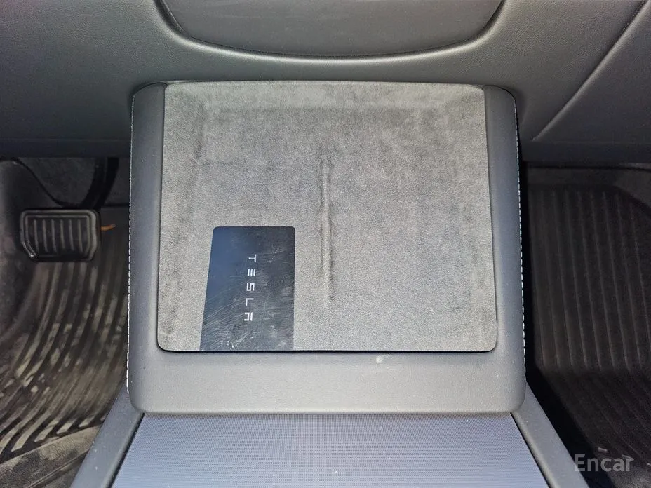 Фото 14 - Tesla Model 3