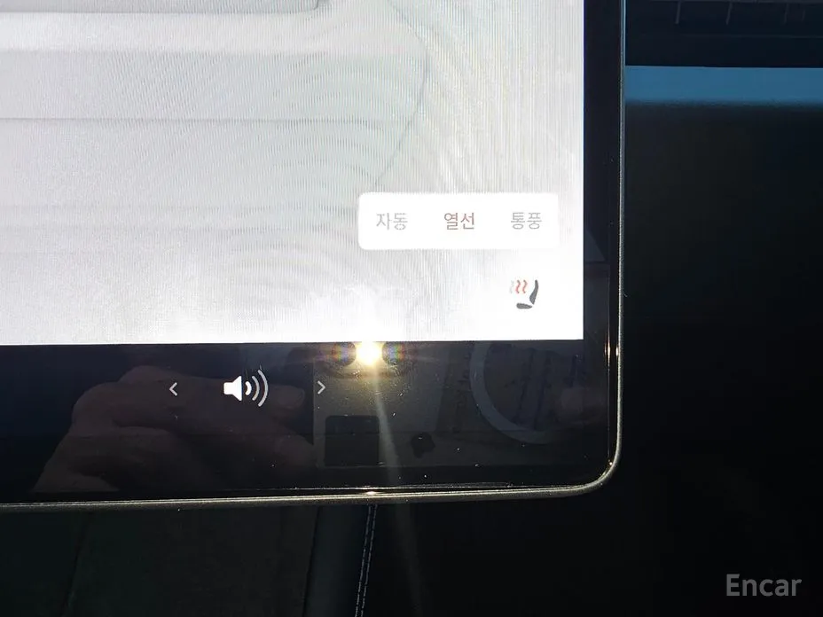 Фото 16 - Tesla Model 3