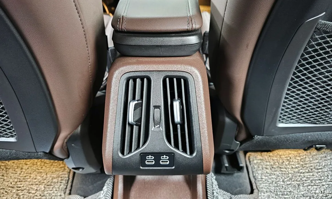 Фото 19 - BMW X1