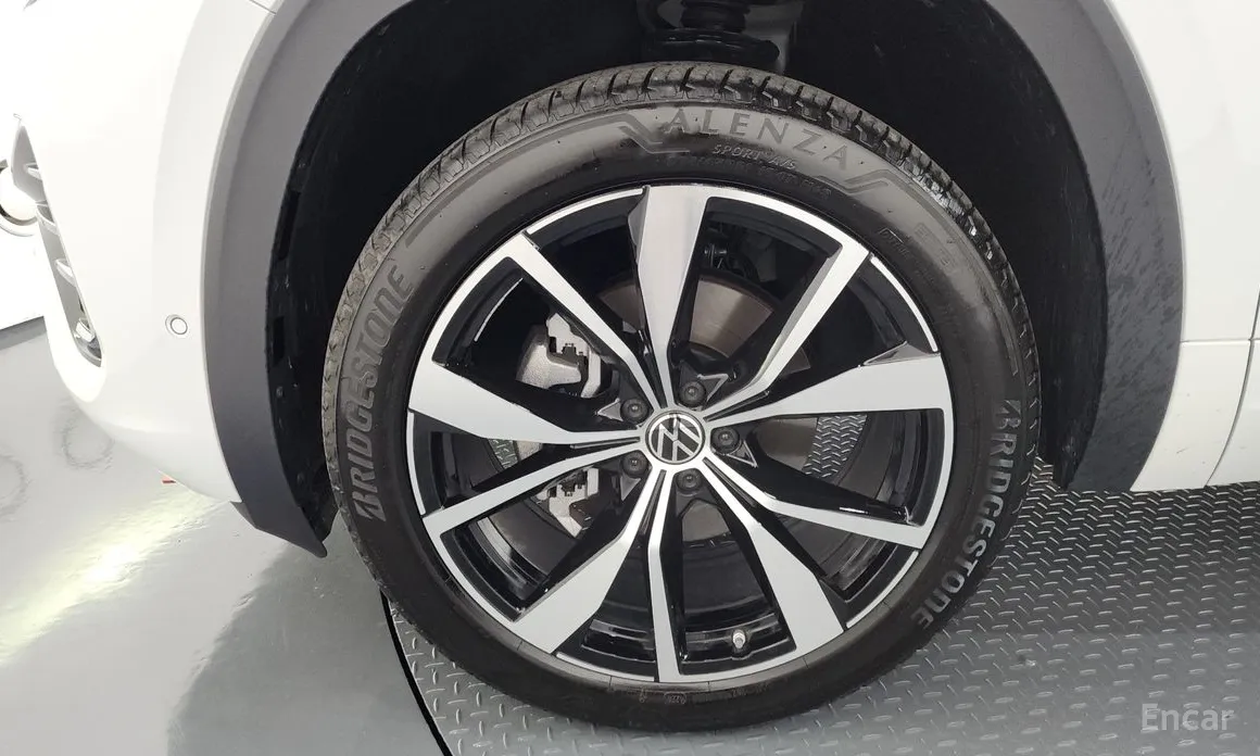 Фото 5 - Volkswagen Atlas