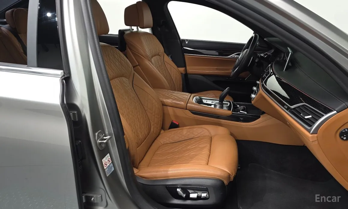 BMW 7 Series 2015 740Li xDrive M Sport Package