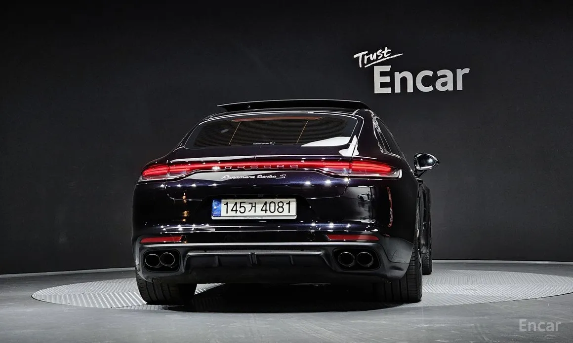 Фото 4 - Porsche Panamera