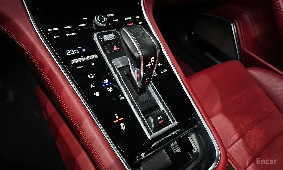 Фото 9 - Porsche Panamera