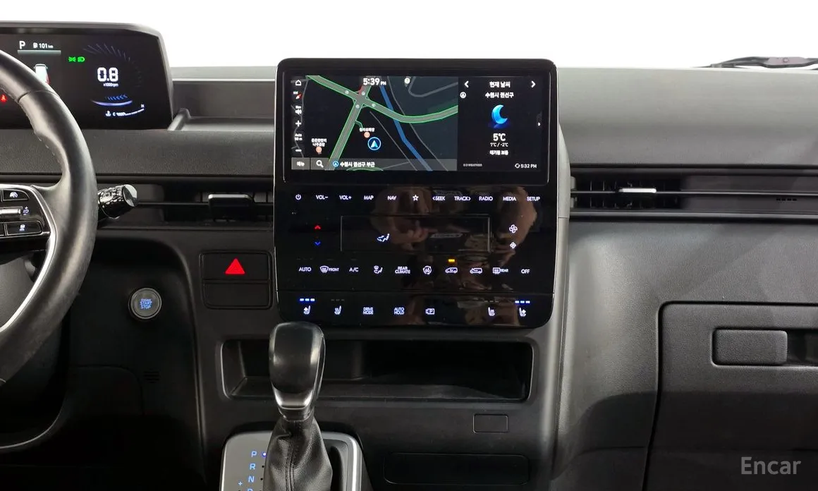 Фото 14 - Hyundai Staria