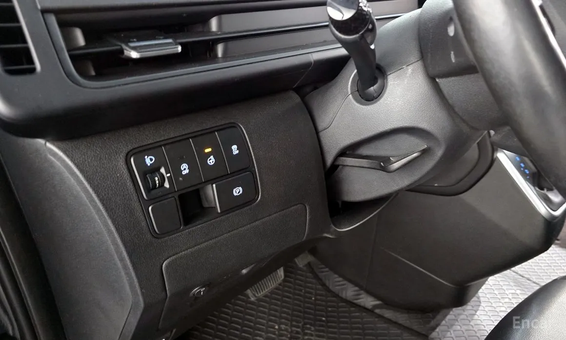 Фото 17 - Hyundai Staria