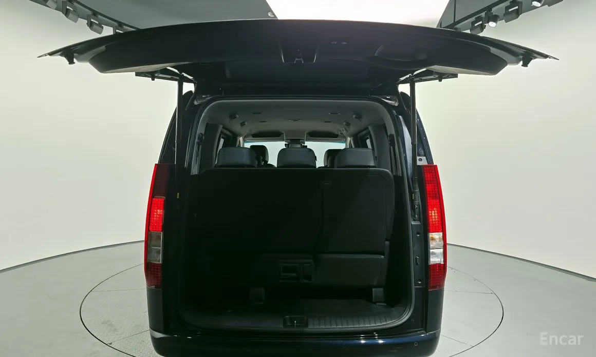 Фото 20 - Hyundai Staria