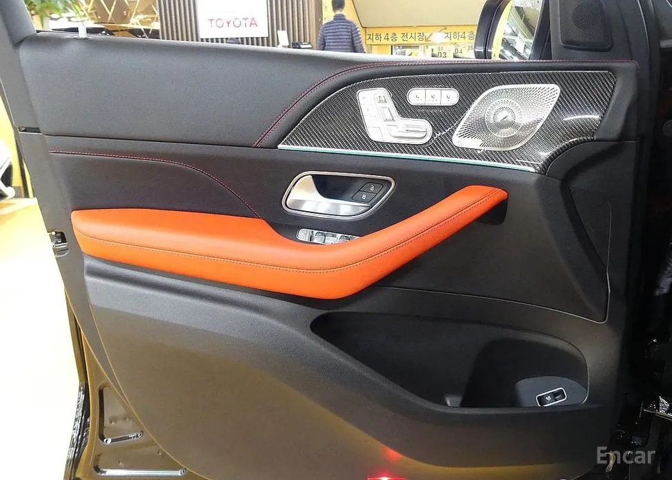 Фото 11 - Mercedes-Benz GLE-Class