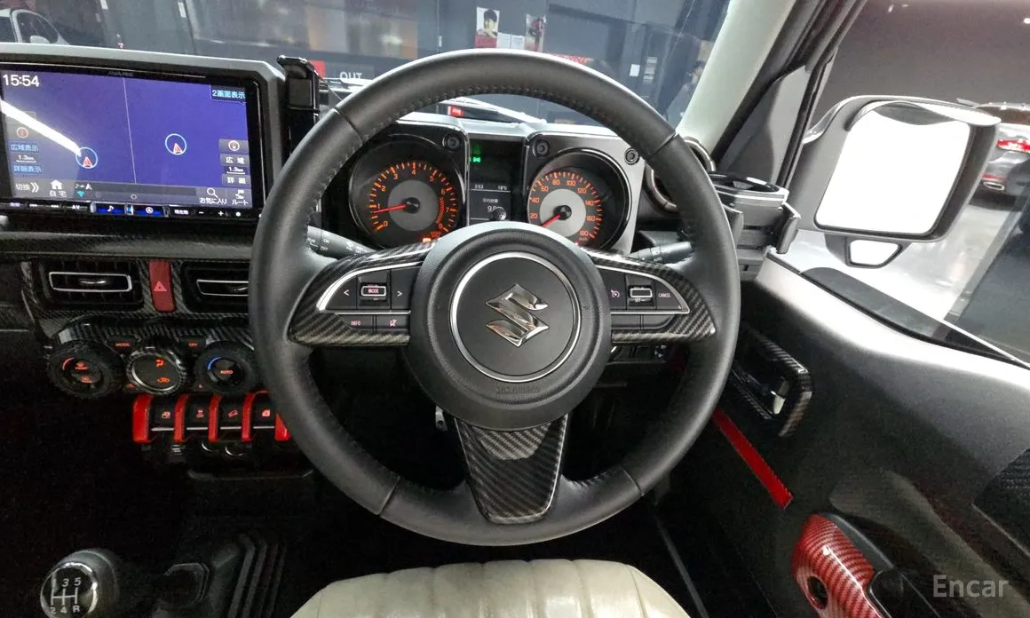 Фото 13 - Suzuki Jimny