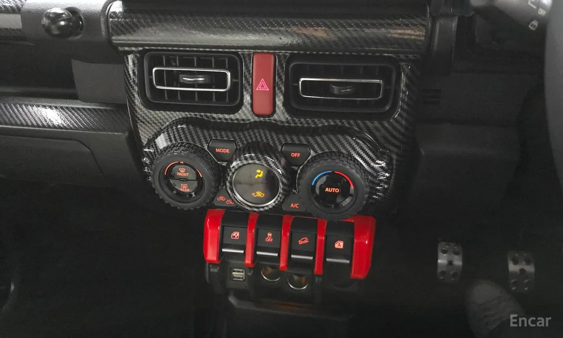 Фото 17 - Suzuki Jimny