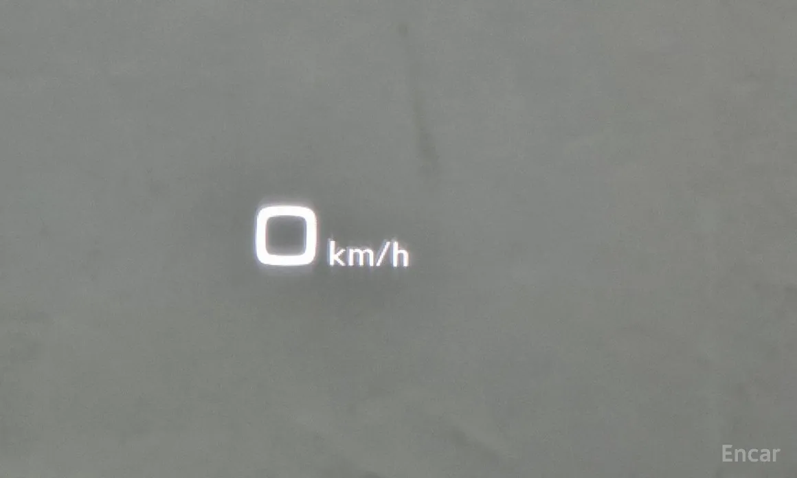 Фото 17 - Audi SQ5