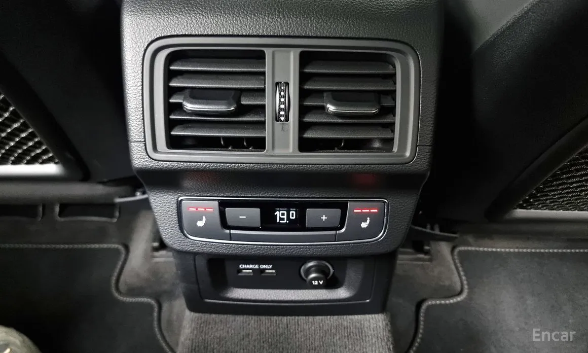 Фото 19 - Audi SQ5