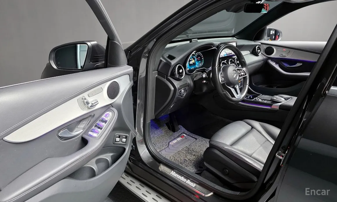 Фото 10 - Mercedes-Benz GLC-Class