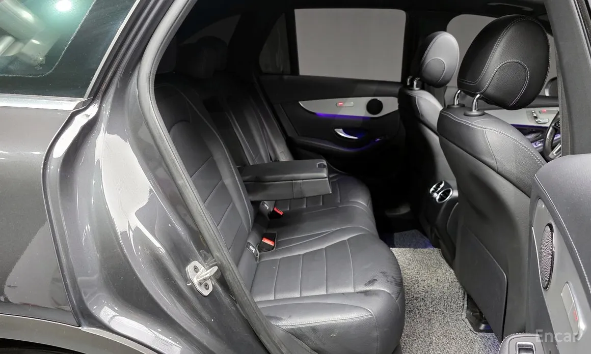 Фото 12 - Mercedes-Benz GLC-Class