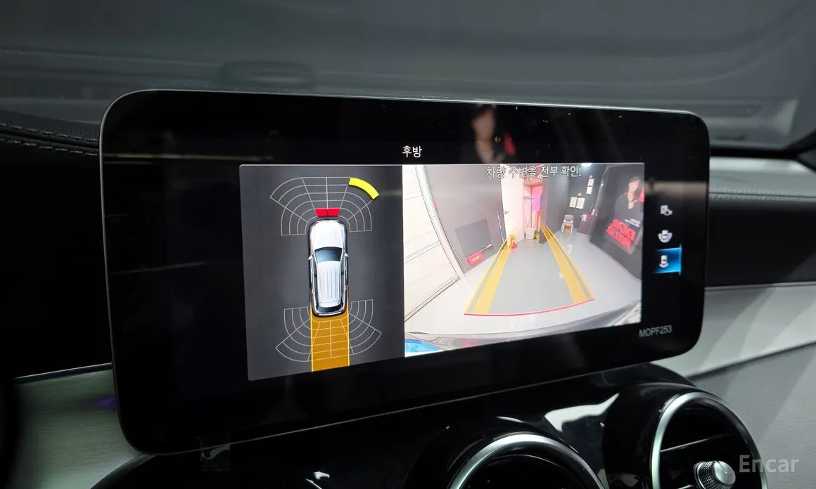 Фото 16 - Mercedes-Benz GLC-Class