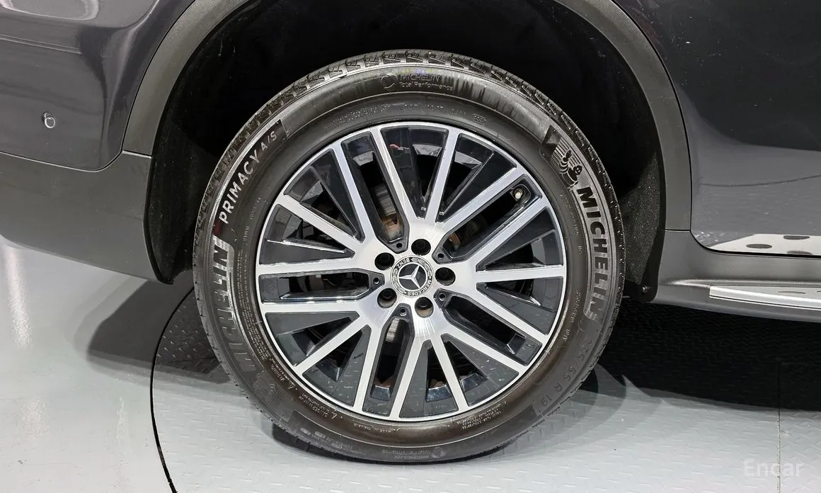 Фото 5 - Mercedes-Benz GLC-Class