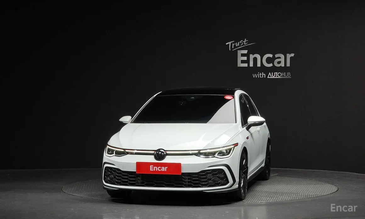 Фото 3 - Volkswagen Golf