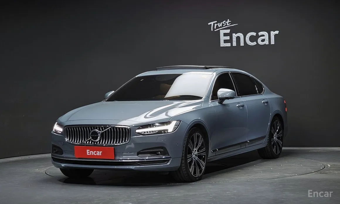 Фото 1 - Volvo S90