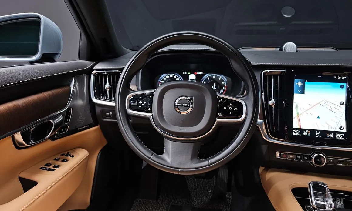 Фото 13 - Volvo S90